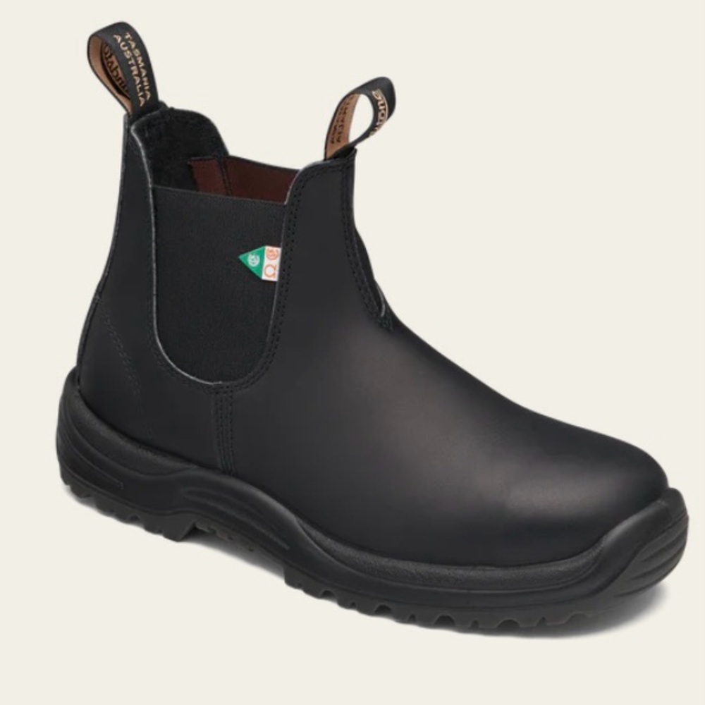 Blundstone work boots size 8